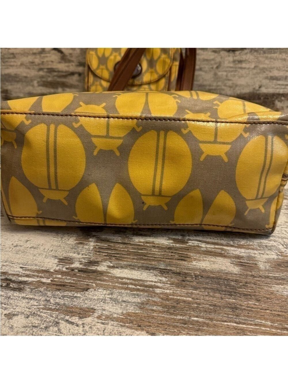 Fossil Key Per Set Tote Crossbody Bag and Wallet Ladybug - Picture 15 of 15